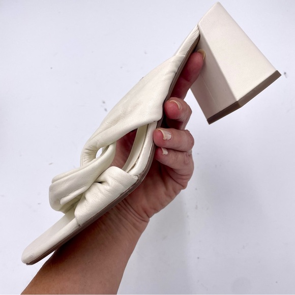 NEW Everlane Cream Italian Leather Day Twist Heel in Size 8.5 - Picture 6 of 11